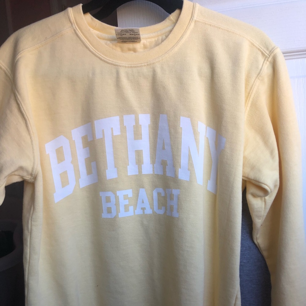 Bethany beach crewneck